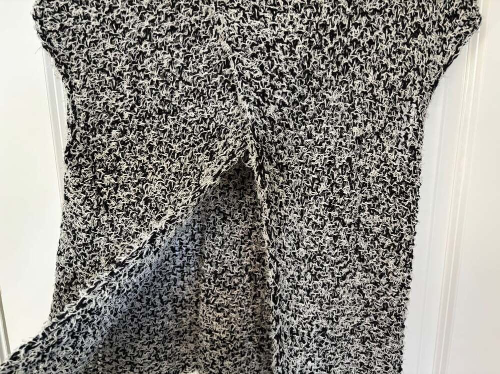 Eileen Fisher Salt & Pepper Boucle Split Back Top Medium - Picture 7 of 11